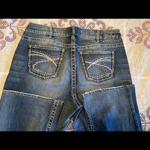 Silver Jeans Suki Bootcut Medium Rinse Size 16 Inseam 30